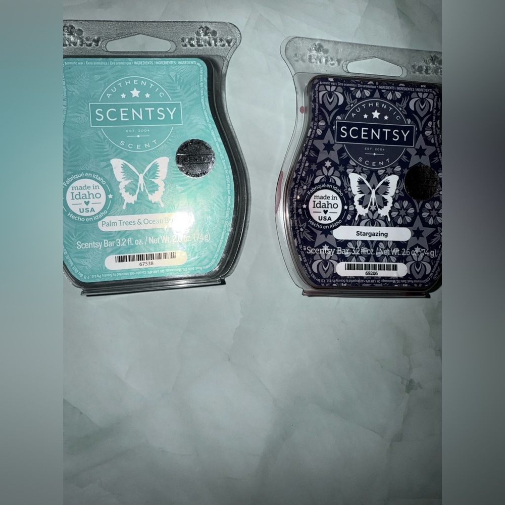 Scentsy Teal and Navy Wax Bars